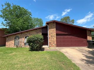 15806 Corsair Road, Houston, TX 77053