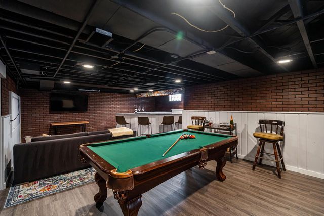 516 N Pleasant View STREET, Wauwatosa, WI 53226