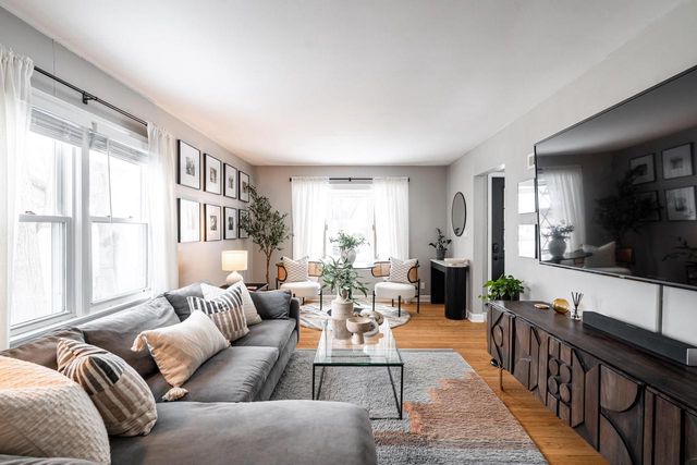 516 N Pleasant View STREET, Wauwatosa, WI 53226