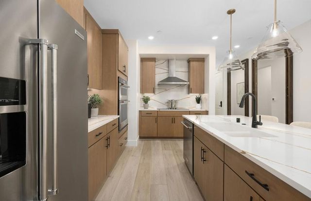 400 Tonkin Terrace 4, Sunnyvale, CA 94089