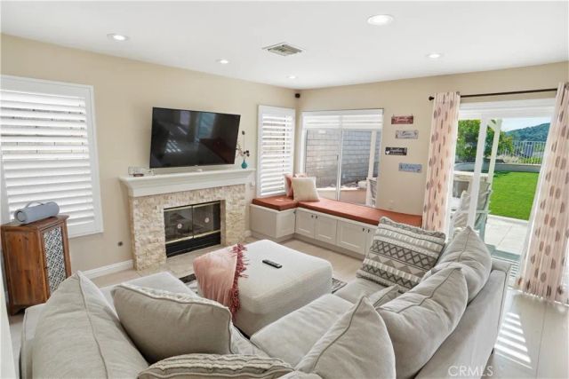 25550 Longfellow Place, Stevenson Ranch, CA 91381