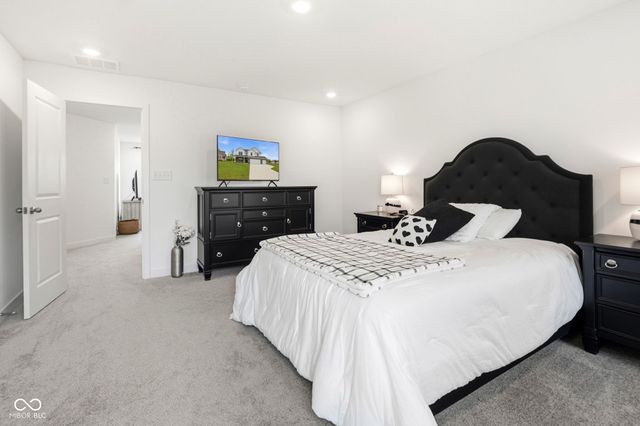 4724 White Willow Way, New Palestine, IN 46163