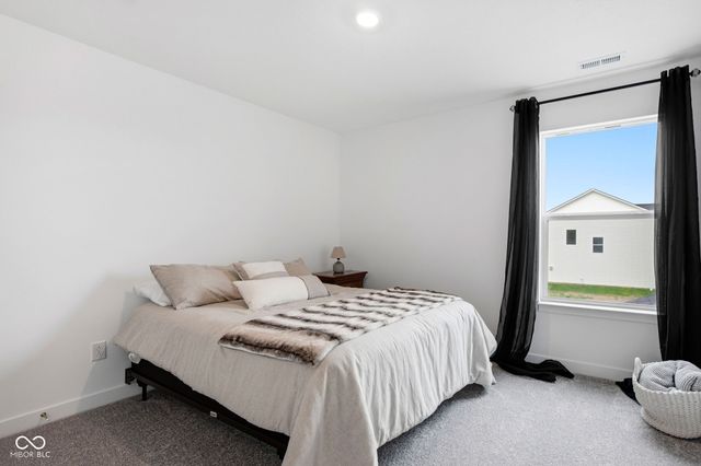 4724 White Willow Way, New Palestine, IN 46163