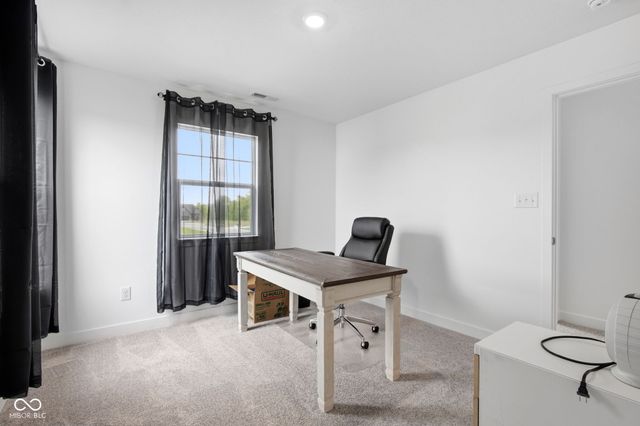 4724 White Willow Way, New Palestine, IN 46163
