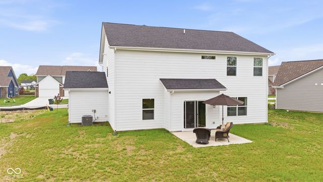 4724 White Willow Way, New Palestine, IN 46163