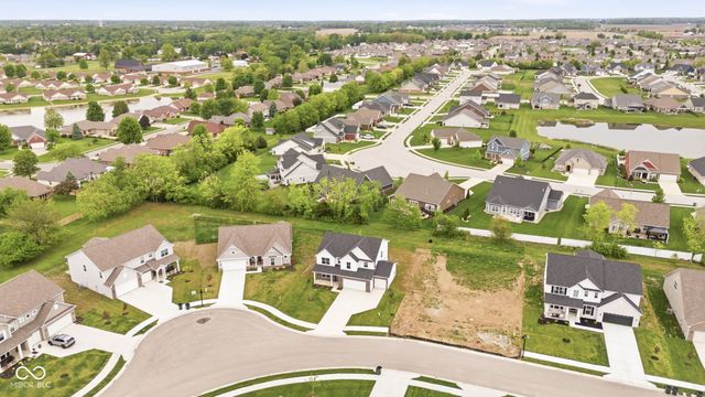 4724 White Willow Way, New Palestine, IN 46163