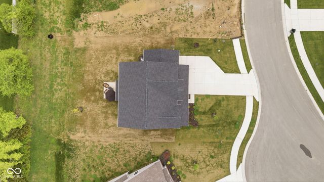 4724 White Willow Way, New Palestine, IN 46163