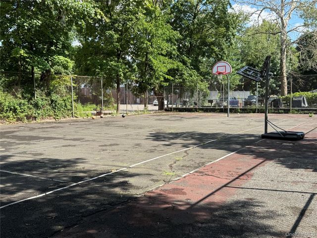 30 South Cole Avenue 2E, Spring Valley, NY 10977