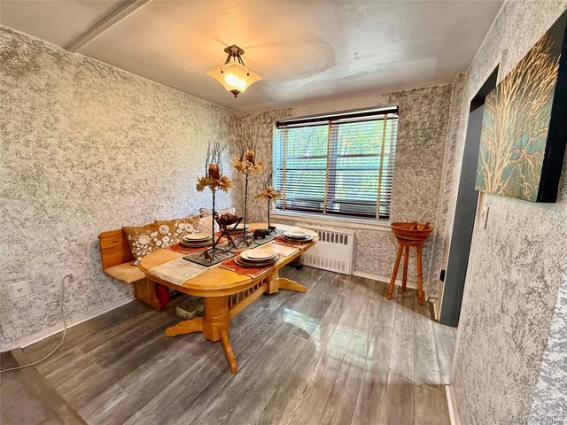 30 South Cole Avenue 2E, Spring Valley, NY 10977