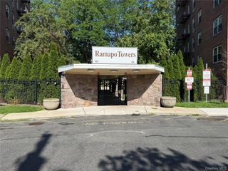 30 South Cole Avenue 2E, Spring Valley, NY 10977