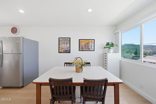 10260 Plainview Avenue 12, Los Angeles, CA 91042