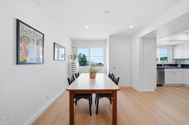 10260 Plainview Avenue 12, Los Angeles, CA 91042