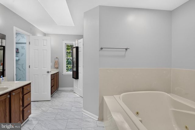 10511 HOLLEYBROOKE DR, Spotsylvania, VA 22553