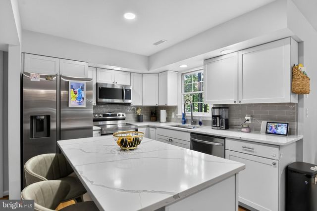 10511 HOLLEYBROOKE DR, Spotsylvania, VA 22553