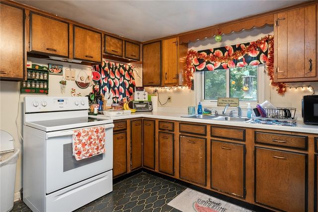165 Rochester Street, Avon, NY 14414