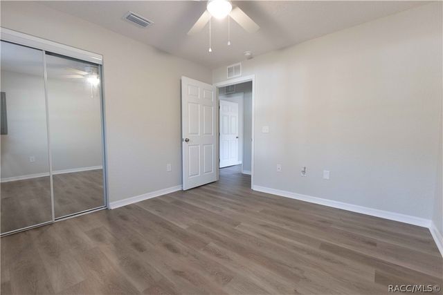 4438 Calamondin Street, Lady Lake, FL 32159