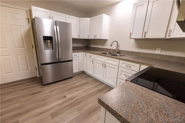 4438 Calamondin Street, Lady Lake, FL 32159