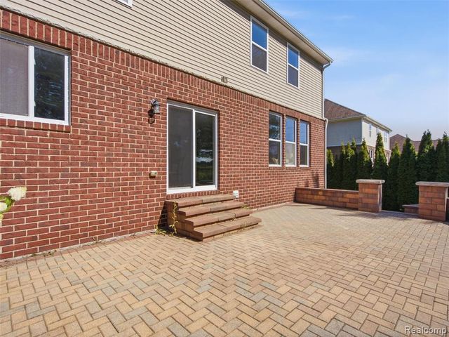 53283 Jaclyn Drive, Shelby Twp, MI 48315
