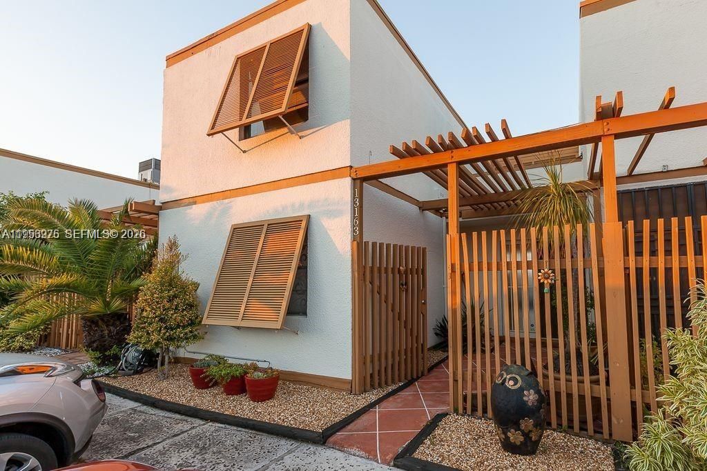 13163 SW 15th Ln 13163, Miami, FL 33184