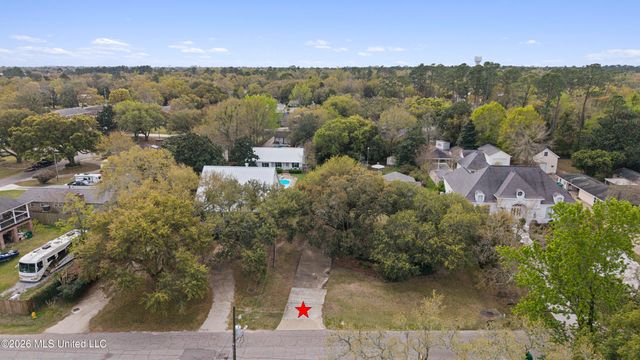 103 Bayou Circle, Gulfport, MS 39507