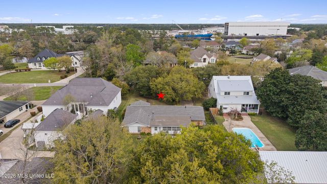 103 Bayou Circle, Gulfport, MS 39507