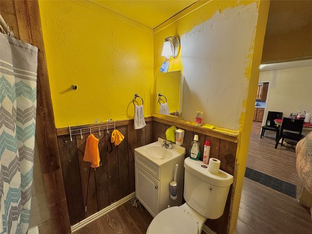 3232 Springview Avenue, Dallas, TX 75216