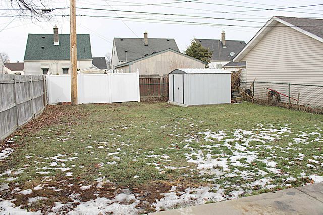 926 Mill Street, Lincoln Park, MI 48146