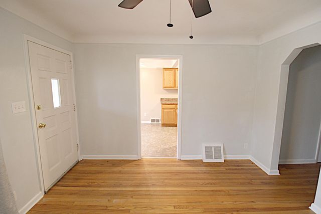 926 Mill Street, Lincoln Park, MI 48146