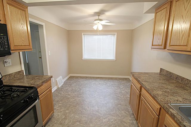 926 Mill Street, Lincoln Park, MI 48146