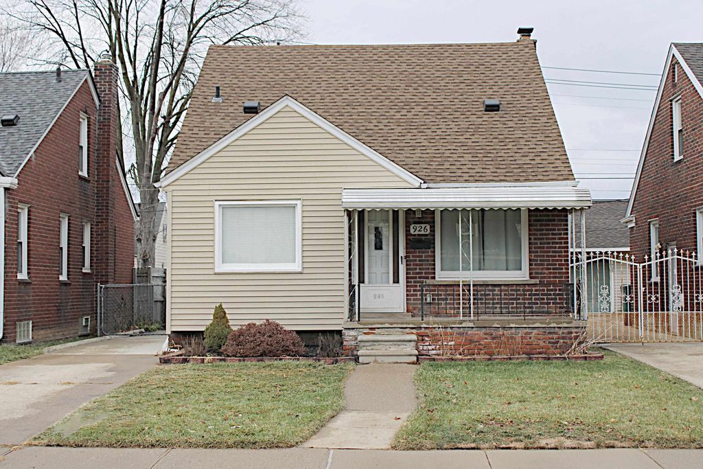 926 Mill Street, Lincoln Park, MI 48146