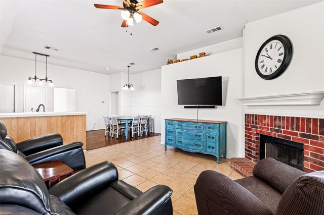 825 Rowdy Drive, Royse City, TX 75189