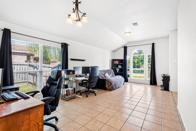 825 Rowdy Drive, Royse City, TX 75189
