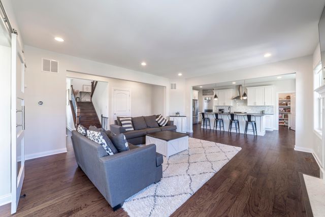 10479 Talus Drive, Dyer, IN 46311