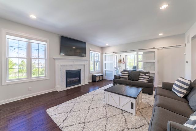 10479 Talus Drive, Dyer, IN 46311