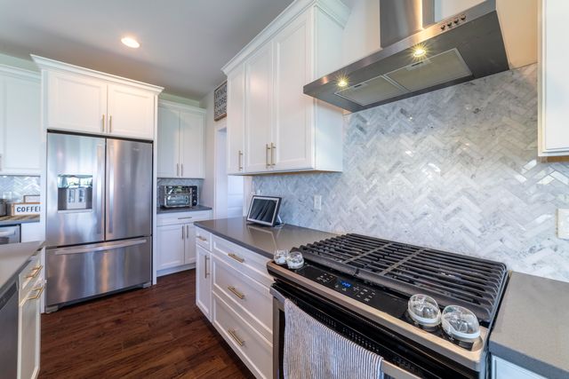 10479 Talus Drive, Dyer, IN 46311