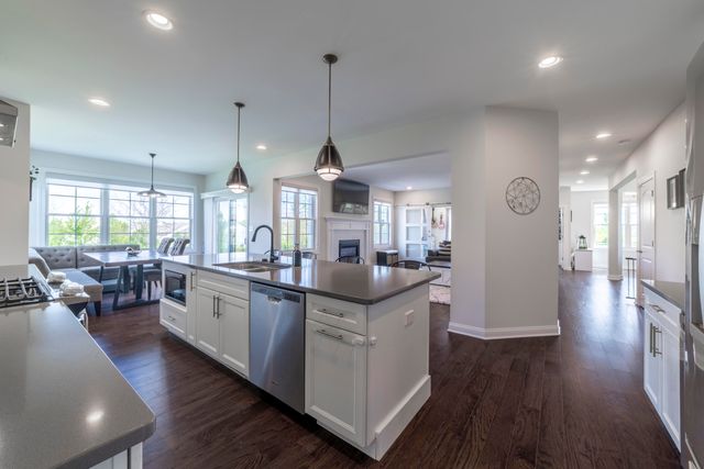 10479 Talus Drive, Dyer, IN 46311