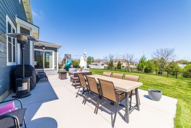 10479 Talus Drive, Dyer, IN 46311