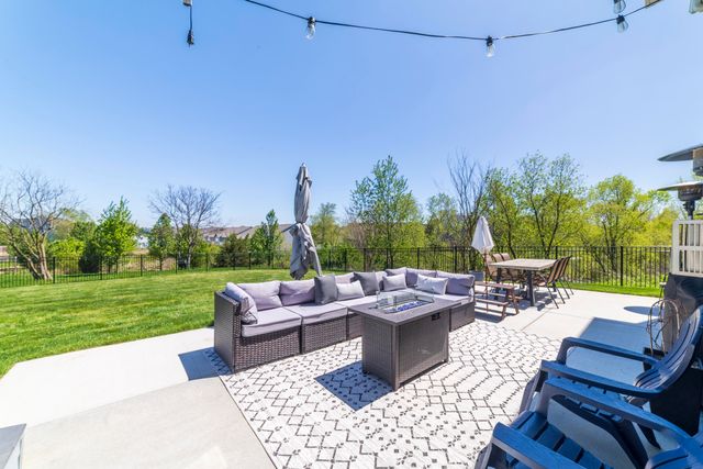 10479 Talus Drive, Dyer, IN 46311