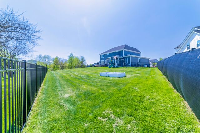 10479 Talus Drive, Dyer, IN 46311