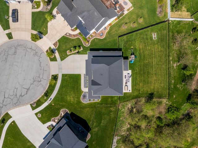 10479 Talus Drive, Dyer, IN 46311