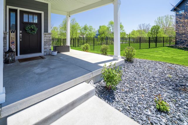 10479 Talus Drive, Dyer, IN 46311