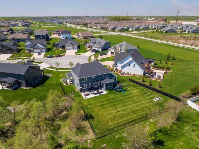 10479 Talus Drive, Dyer, IN 46311