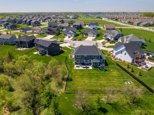 10479 Talus Drive, Dyer, IN 46311