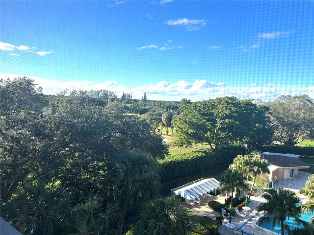 900 Saint Charles Pl 606, Pembroke Pines, FL 33026