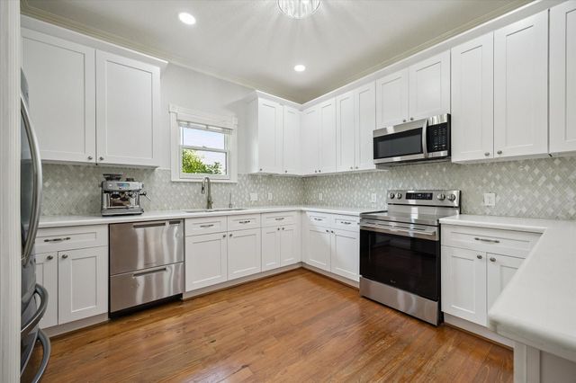 412 W 22nd Street, Houston, TX 77008