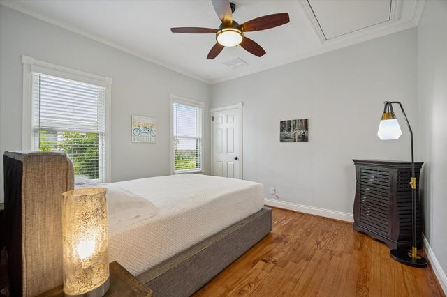 412 W 22nd Street, Houston, TX 77008