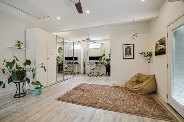 412 W 22nd Street, Houston, TX 77008