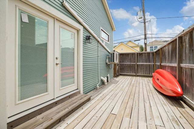 412 W 22nd Street, Houston, TX 77008