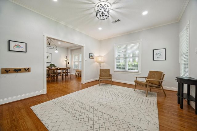 412 W 22nd Street, Houston, TX 77008