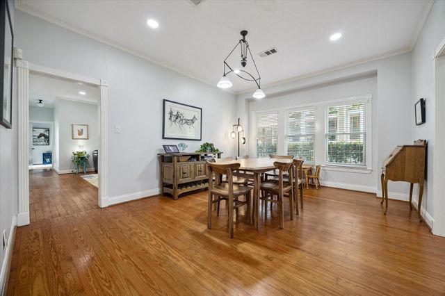 412 W 22nd Street, Houston, TX 77008